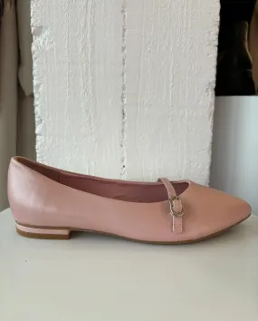 37 SAMPLE - ONE OFF/POINTED FLATS PEARL PINK