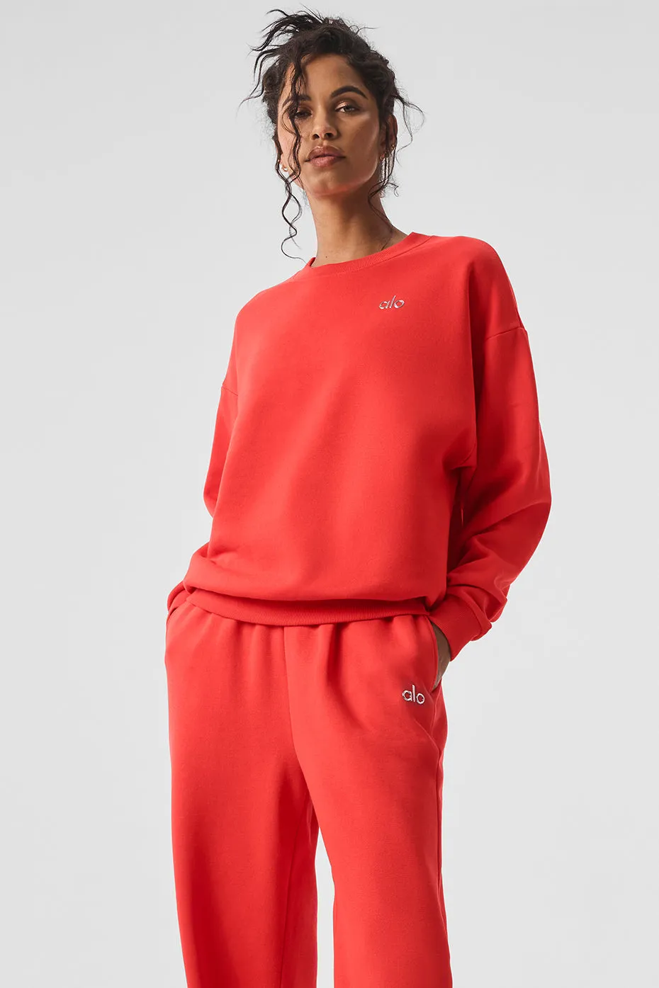 Accolade Crew Neck Pullover - Red Hot Summer