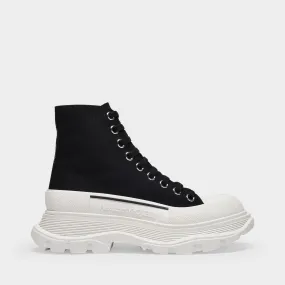 Alexander McQueen  Tread Slick High Sneakers in Black Canvas