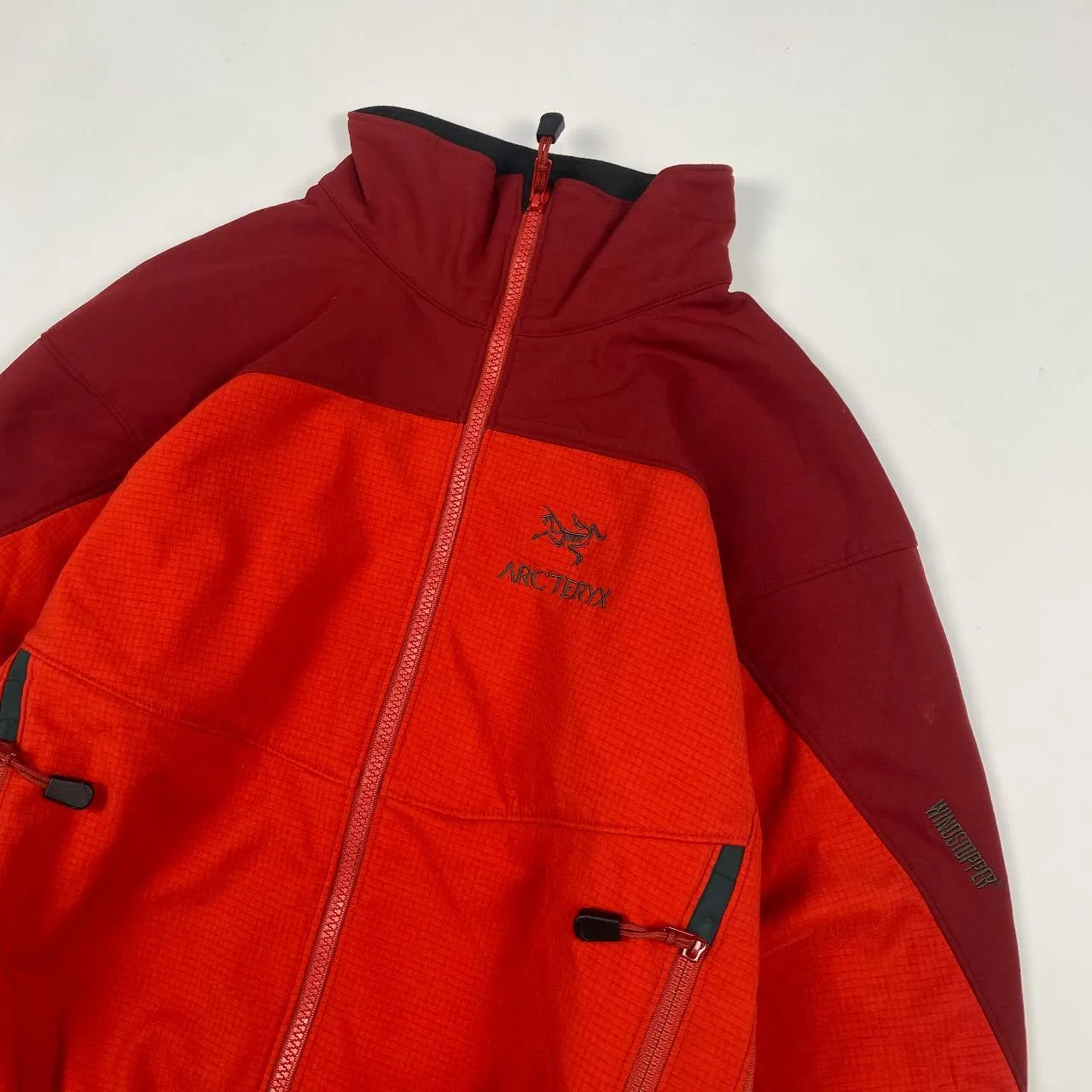 Authentic Vintage 00's Arc'teryx Windstopper Jacket (L)