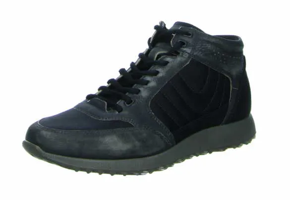 Ecco Trainers black