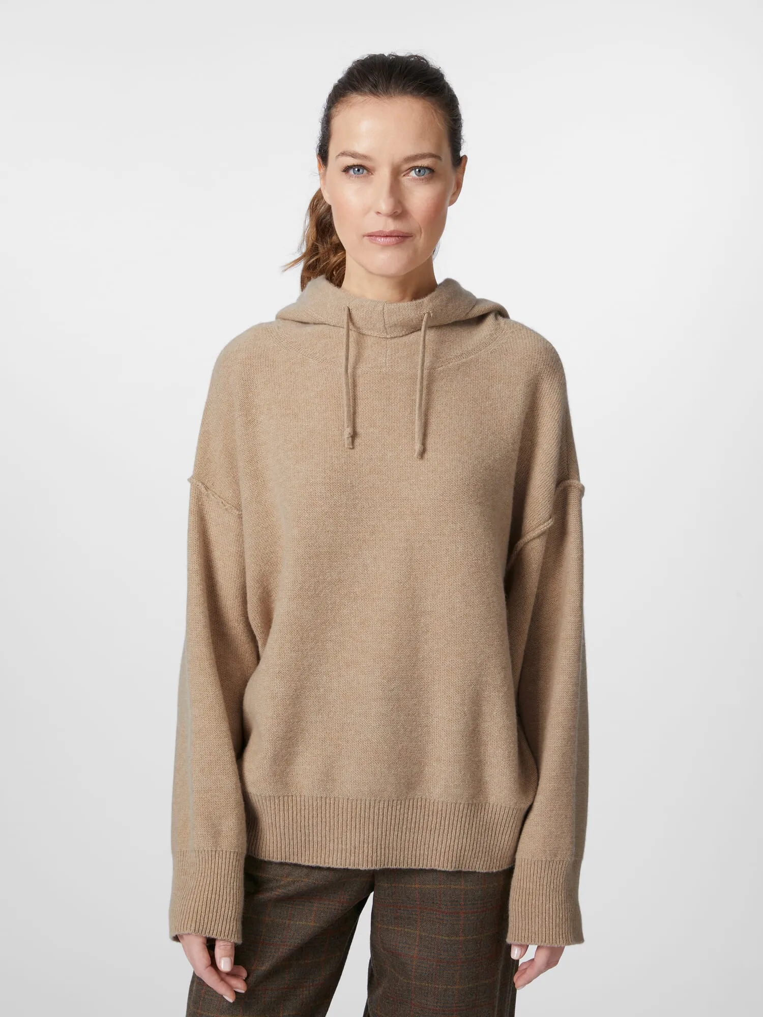 Ladies knitted hoodie, Beige melange | Manufactum