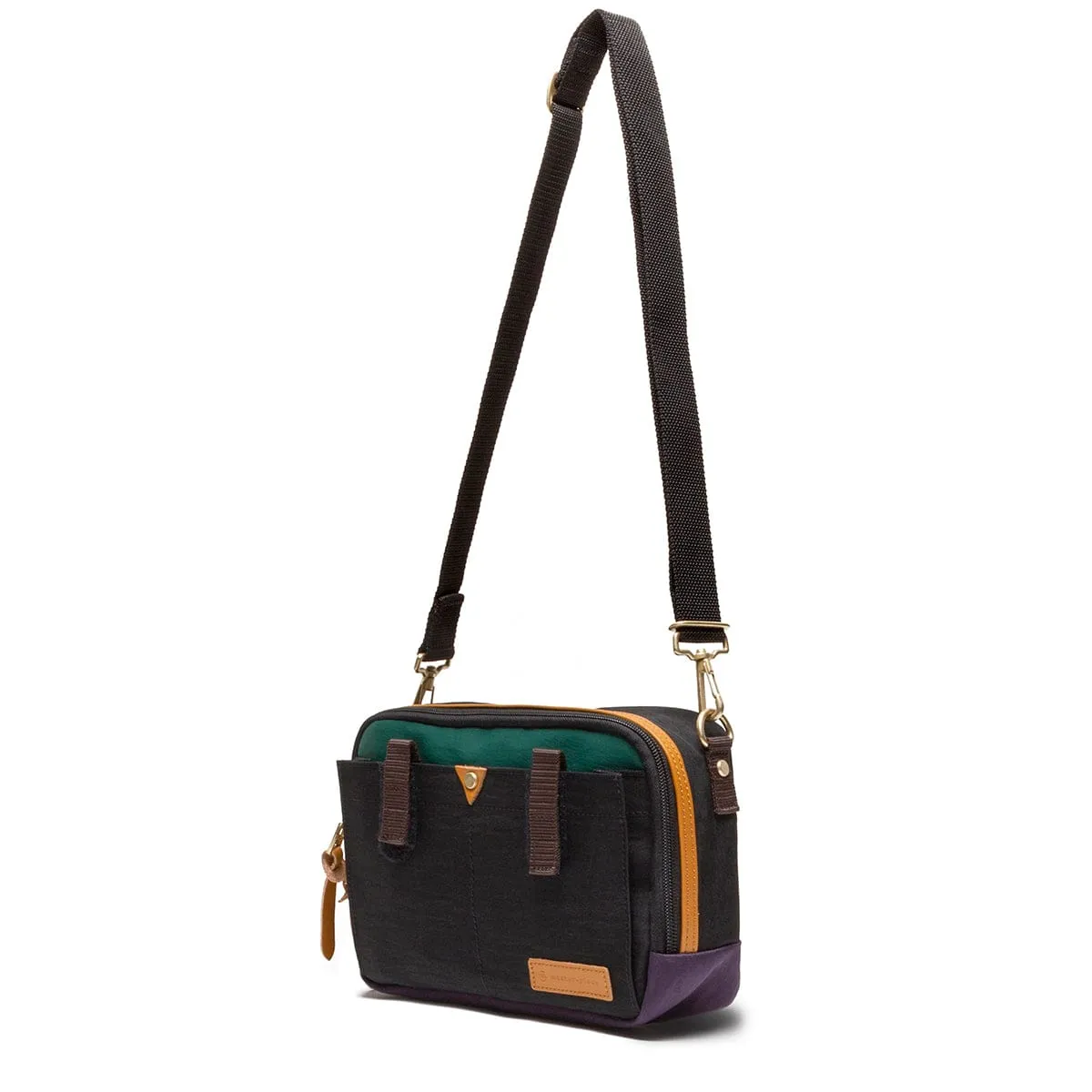 LINK SHOULDER BAG Black