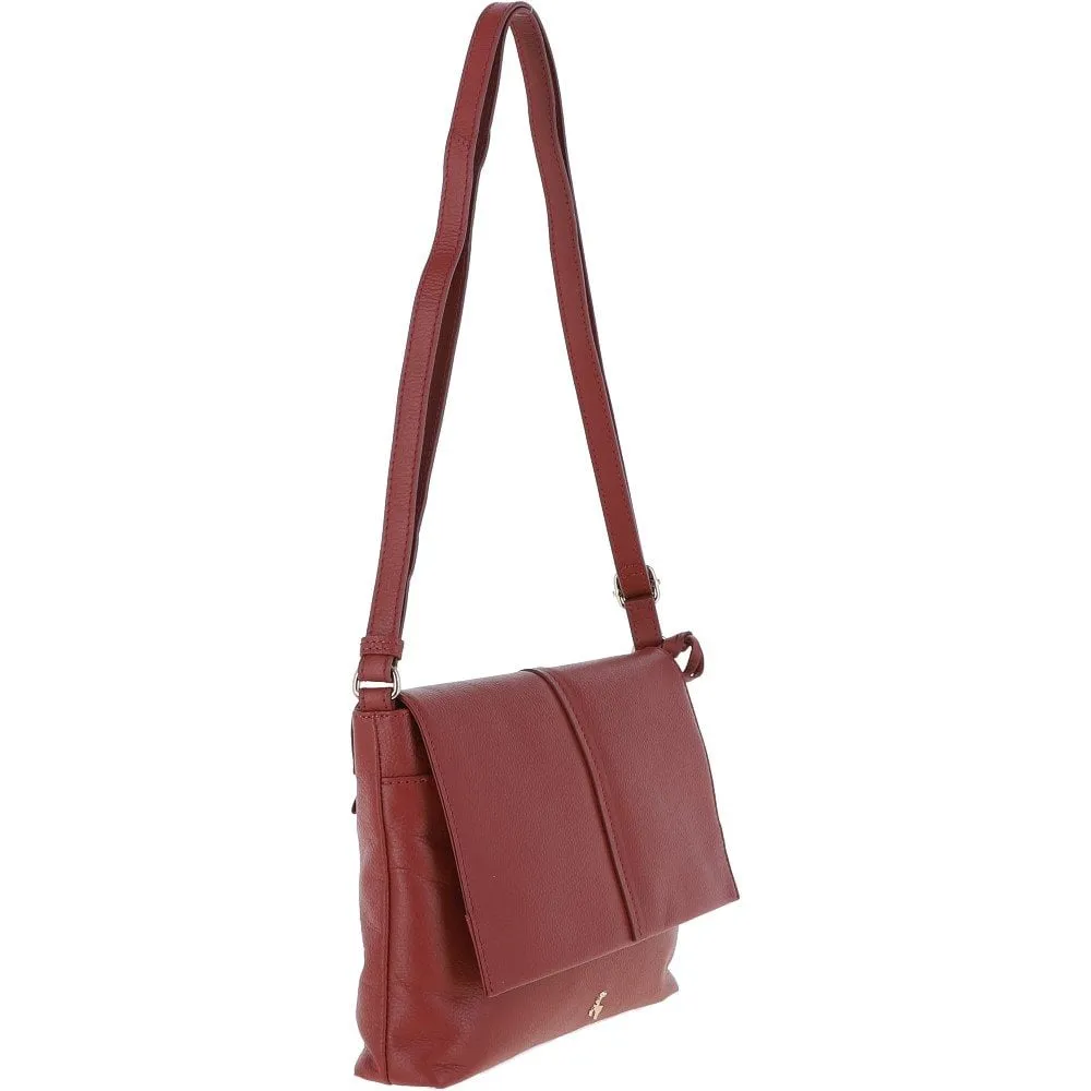 Medium Leather Shoulder Bag Red: 62551