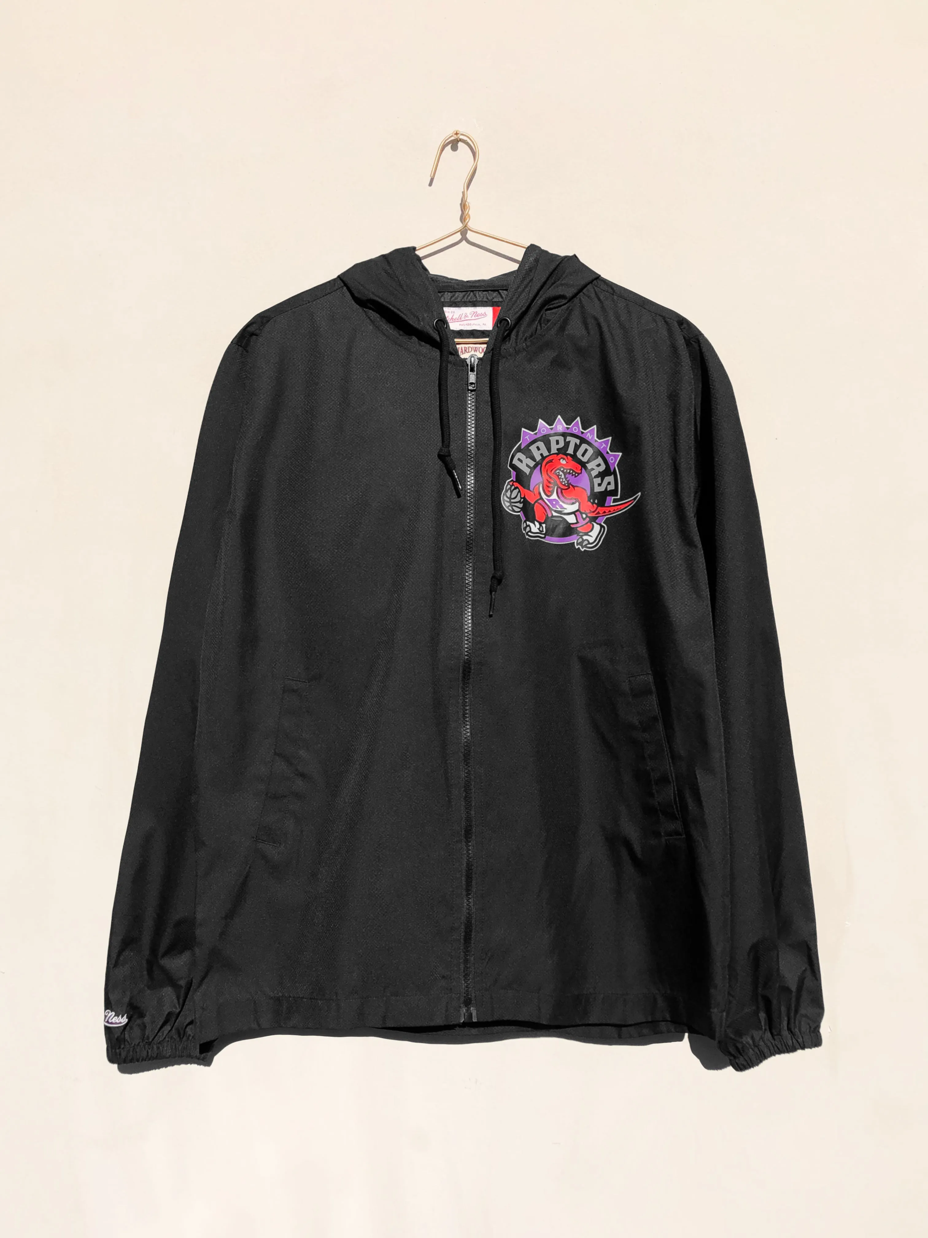 NBA Toronto Raptors Throwback Windbreaker Jacket Black (S)