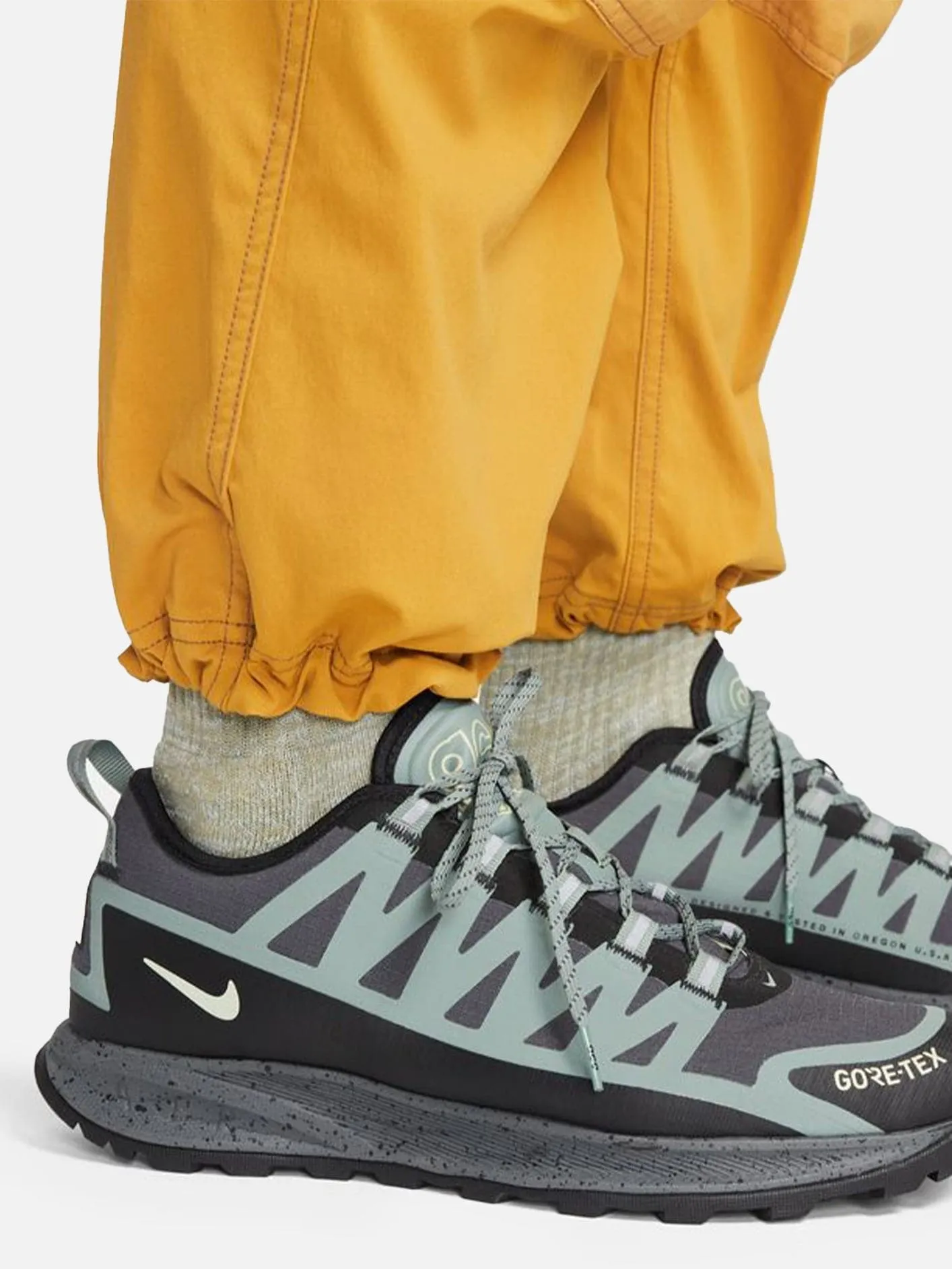 NIKE ACG Smith Summit Cargo Pant