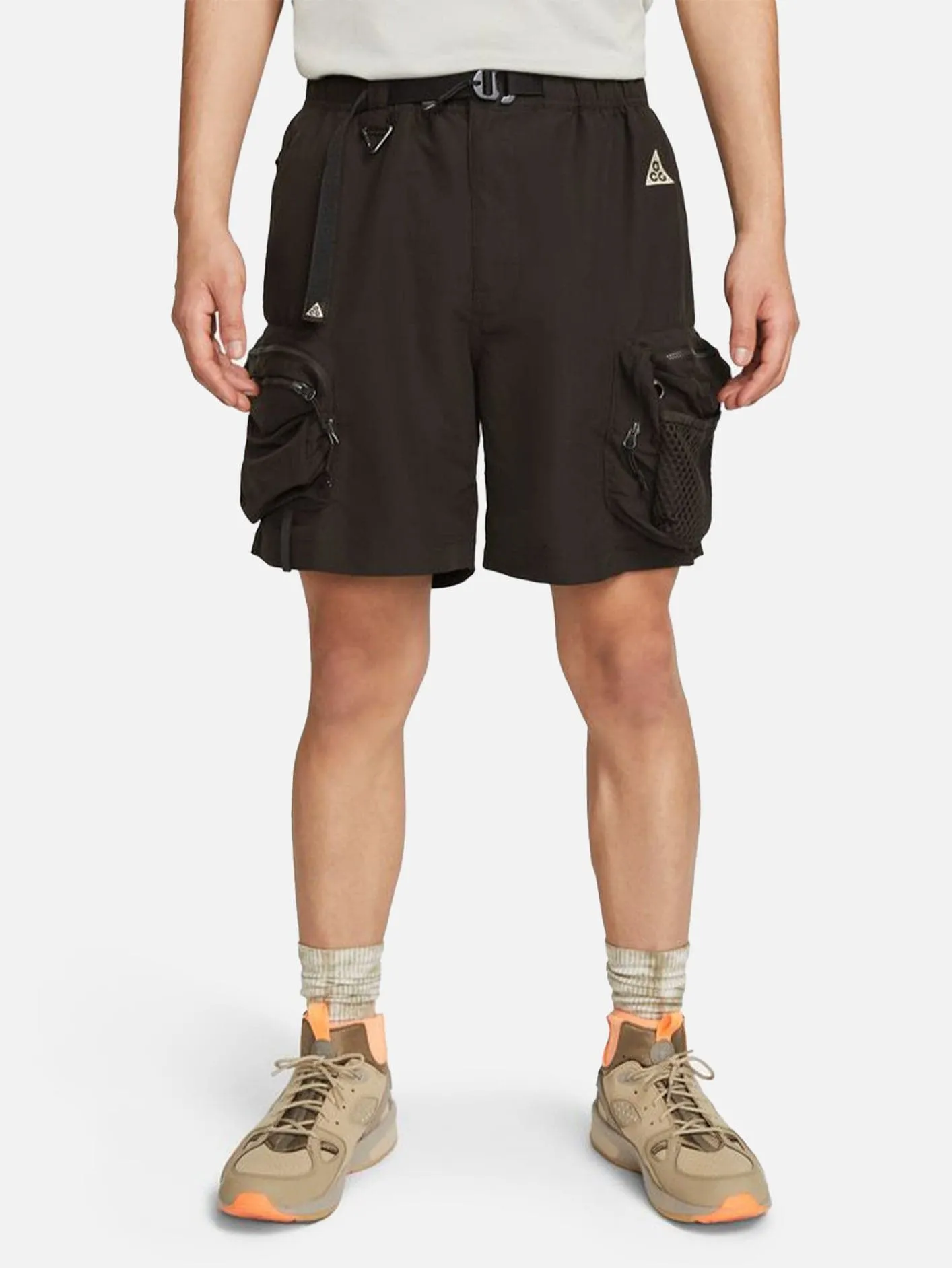 NIKE ACG Snowgrass Cargo Shorts - Brown