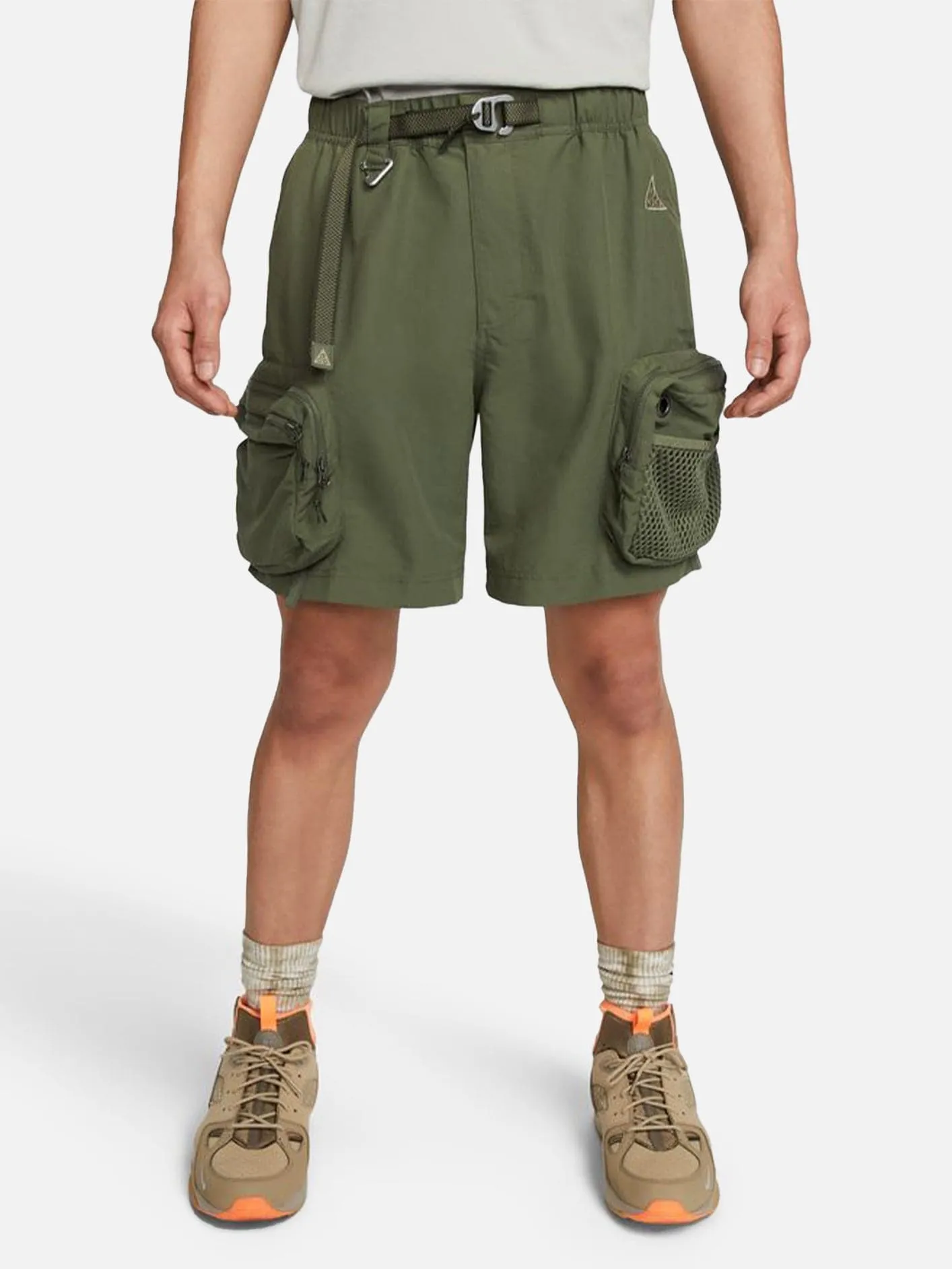 NIKE ACG Snowgrass Cargo Shorts - Khaki