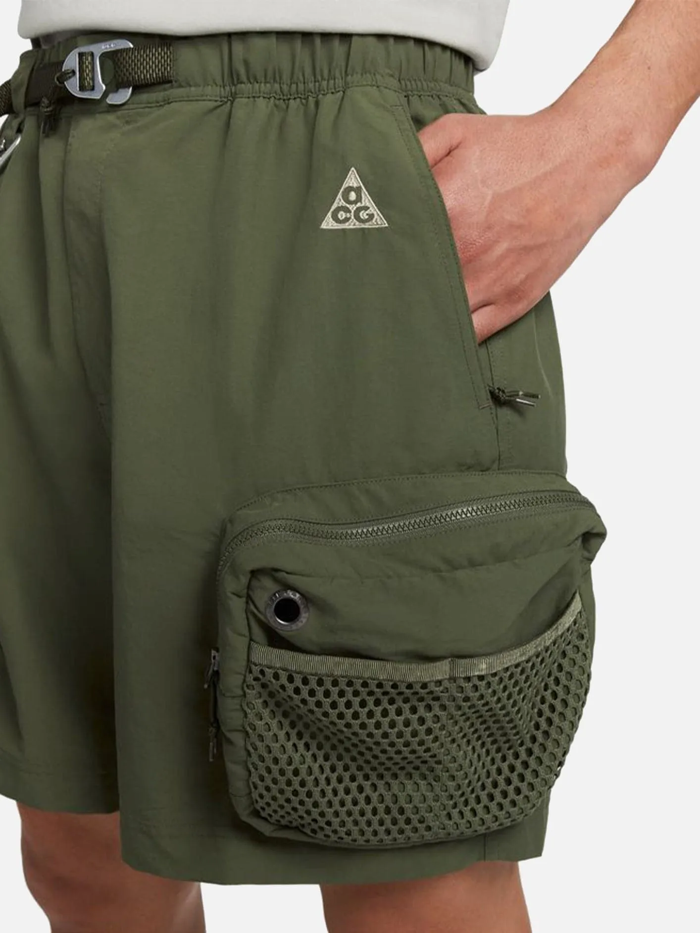 NIKE ACG Snowgrass Cargo Shorts - Khaki