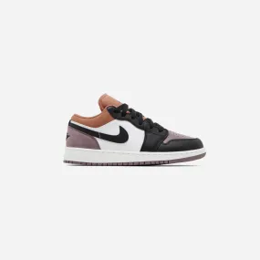 NIKE  AIR JORDAN 1 LOW SKY J MAUVE