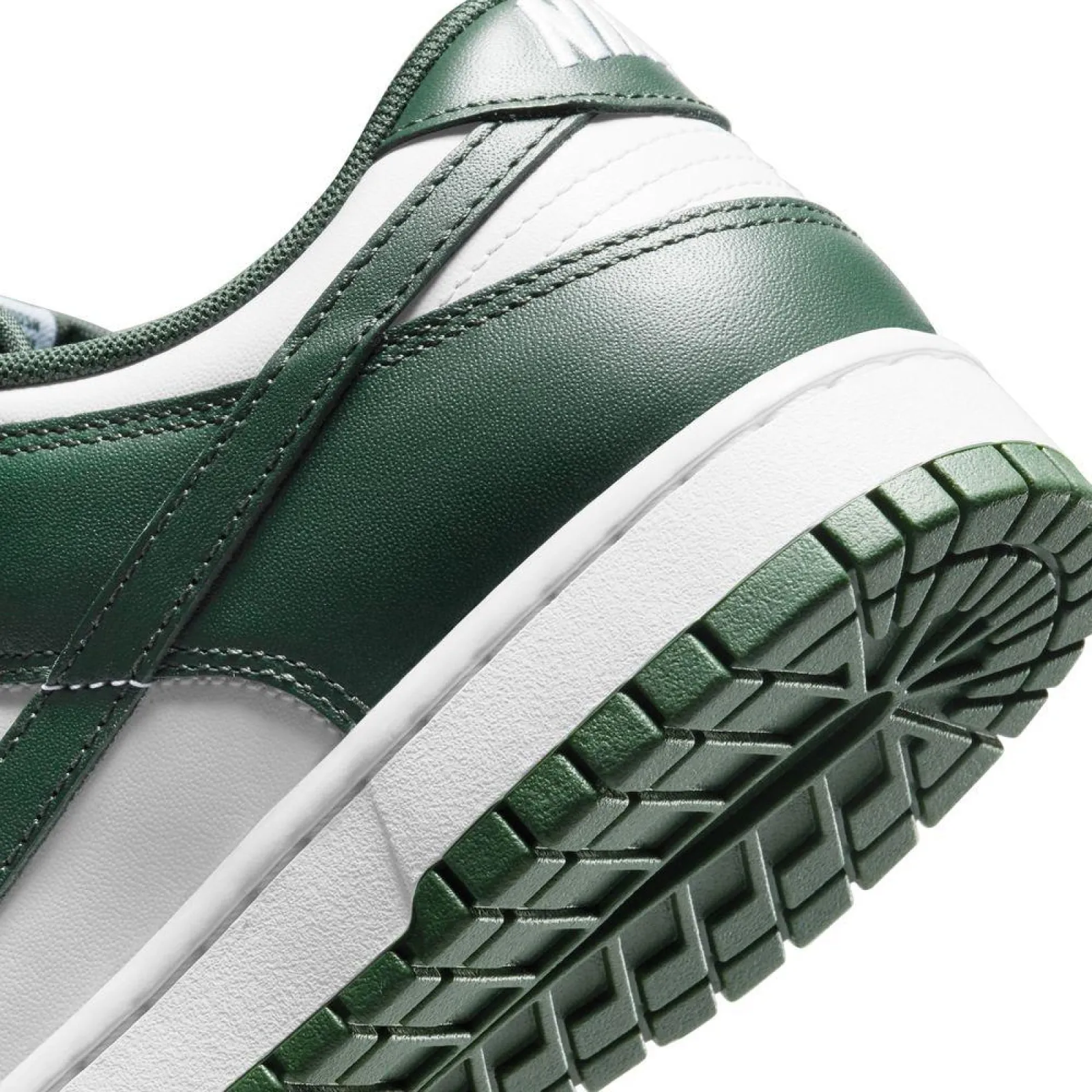 Nike Dunk Low Retro "Michigan State"