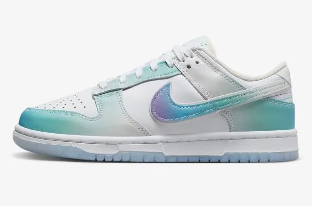 NIKE DUNK LOW WMNS UNLOCK YOUR SPACE