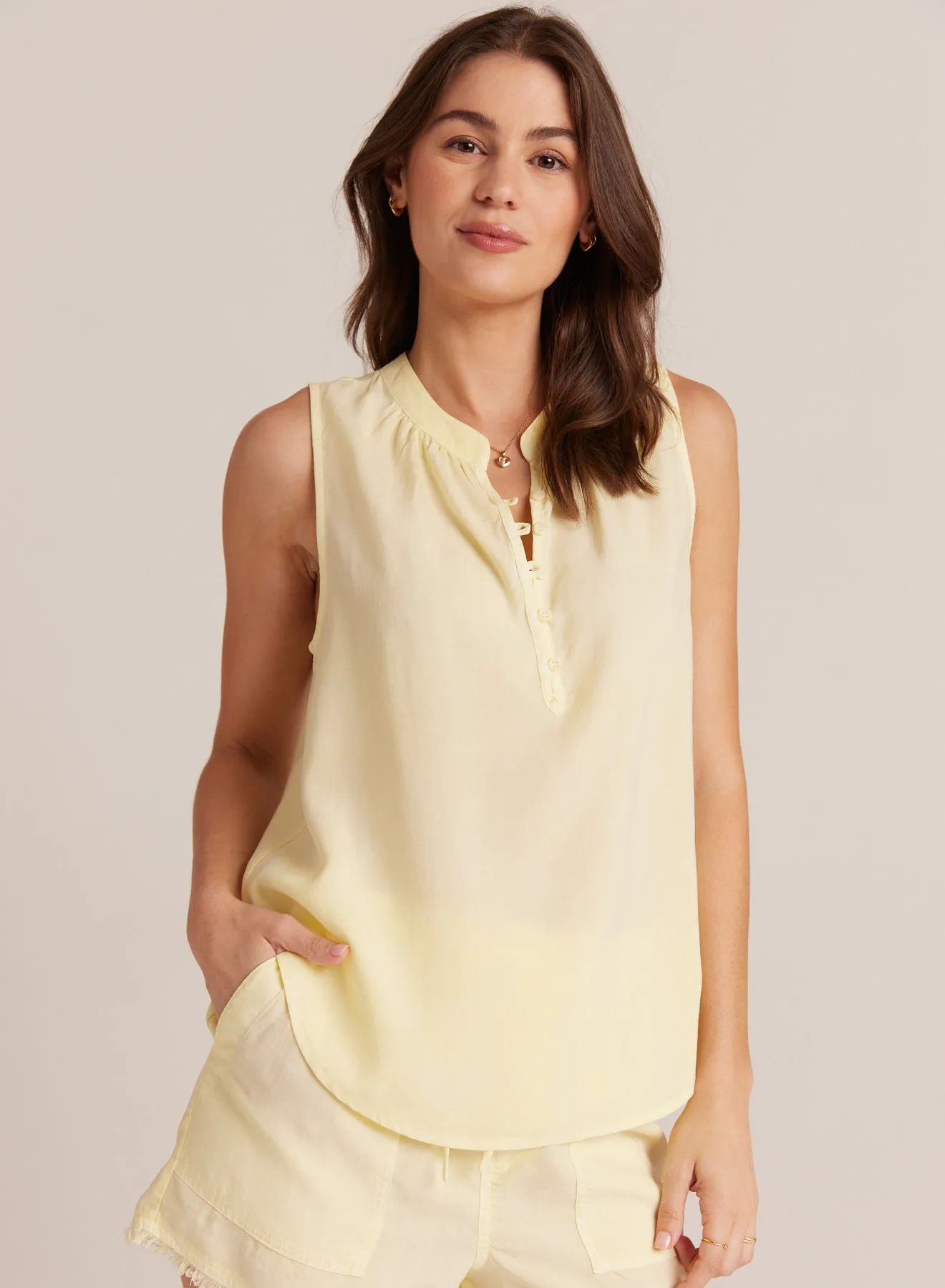 SLEEVELESS PULLOVER