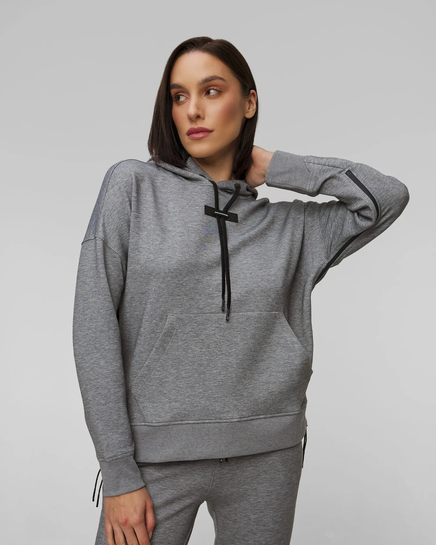 Women's On Running Hoodie 1WE11790423-grey