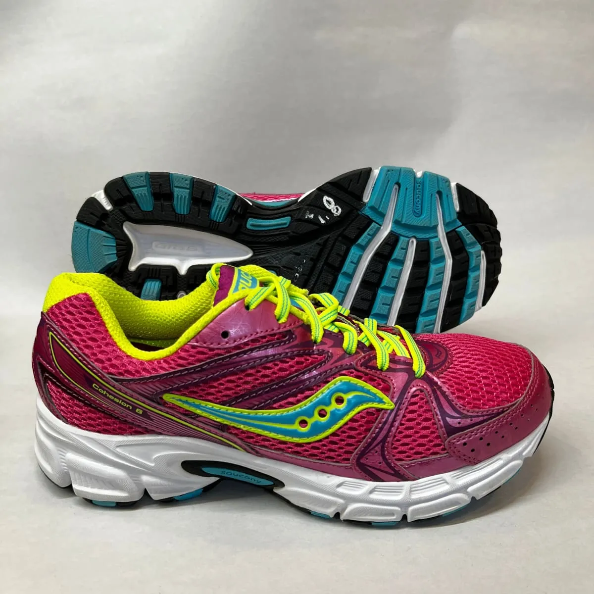 Women's Saucony Grid Cohesion 6 - Pink/Blue- Running Shoe - Preowned