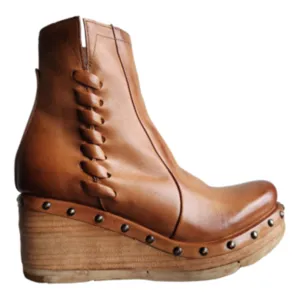 Xandra Wedge Boot